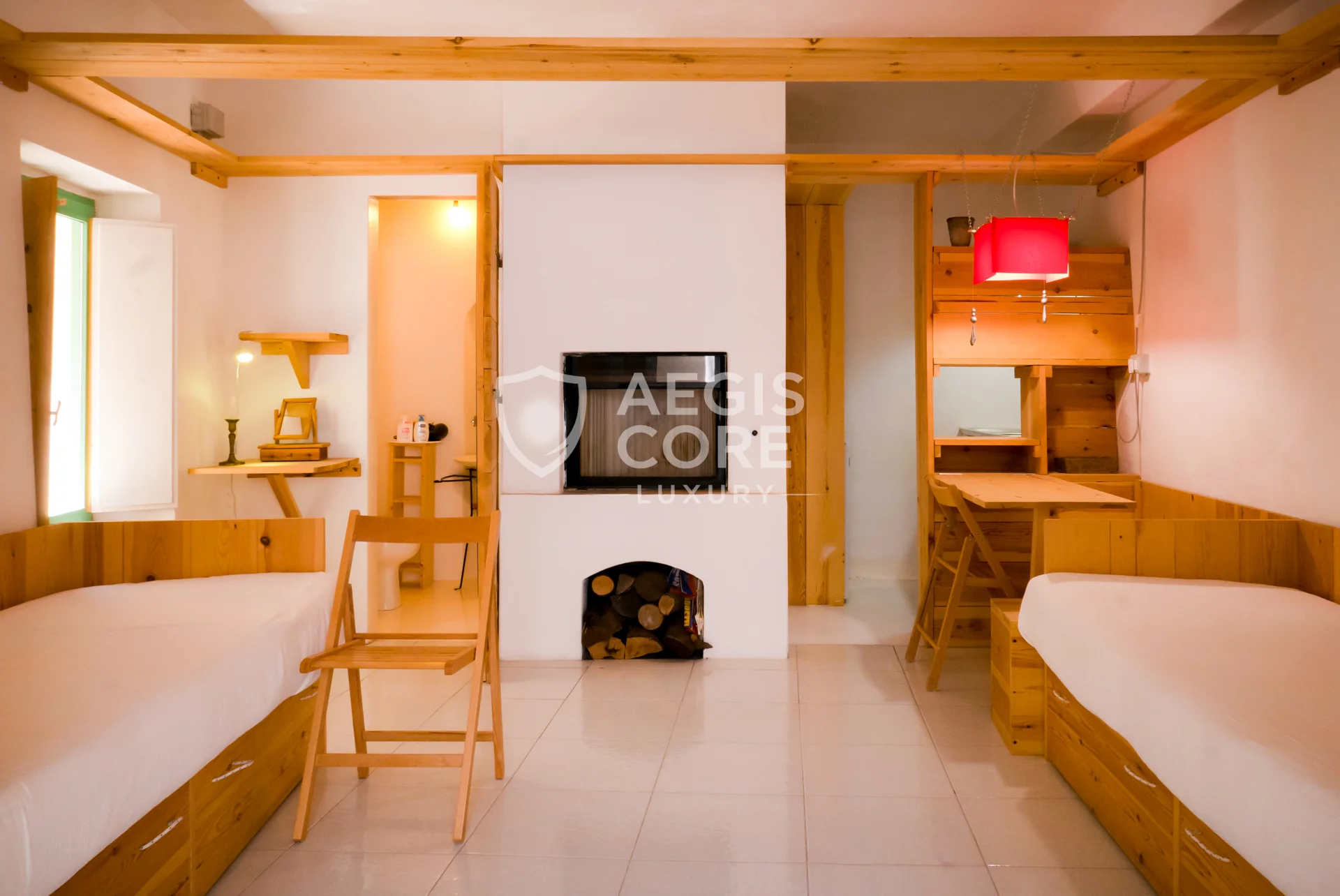 Tra Pietra e Mare Dove Vive il Silenzio