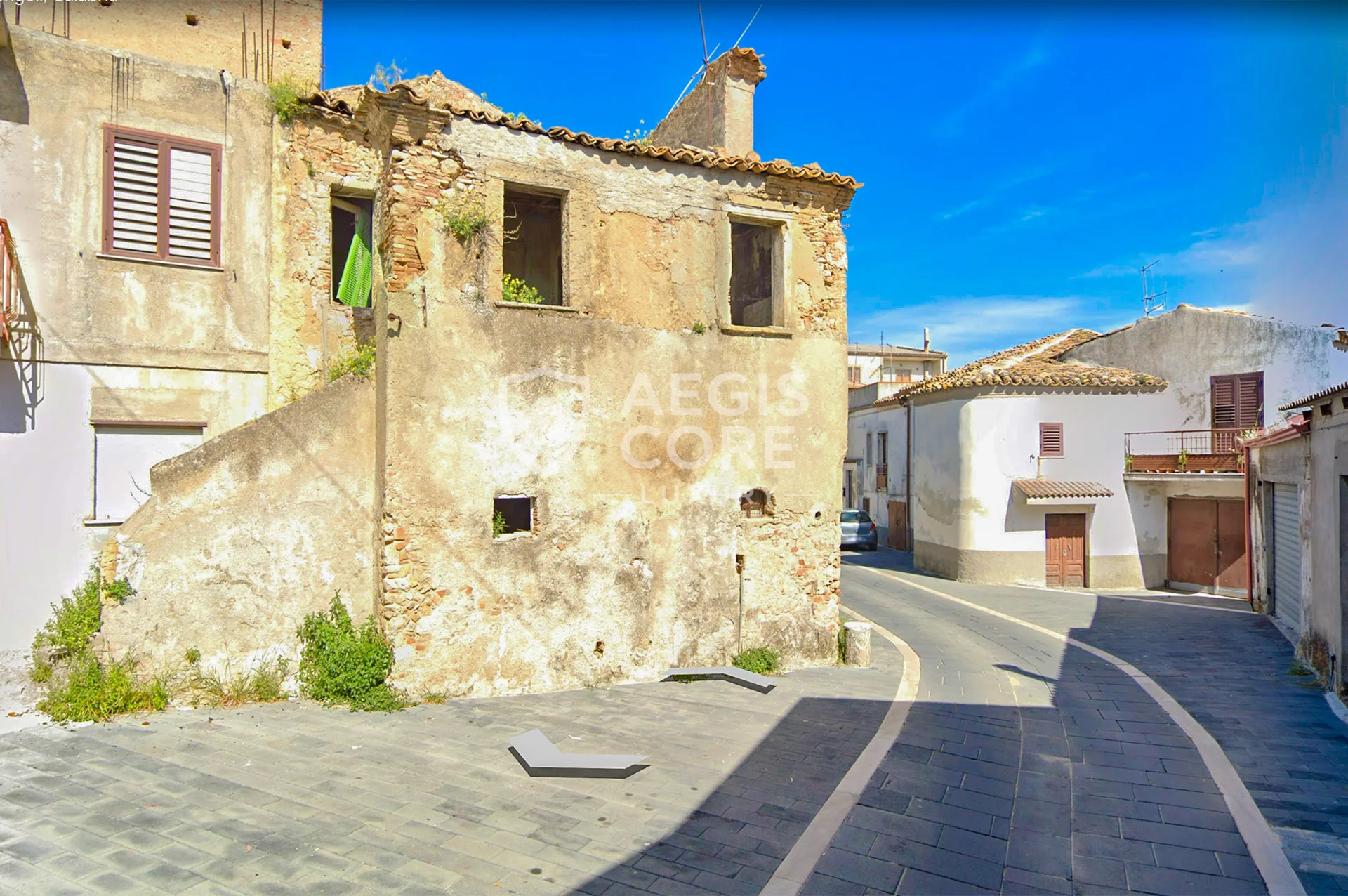 Tra Pietra e Mare Dove Vive il Silenzio