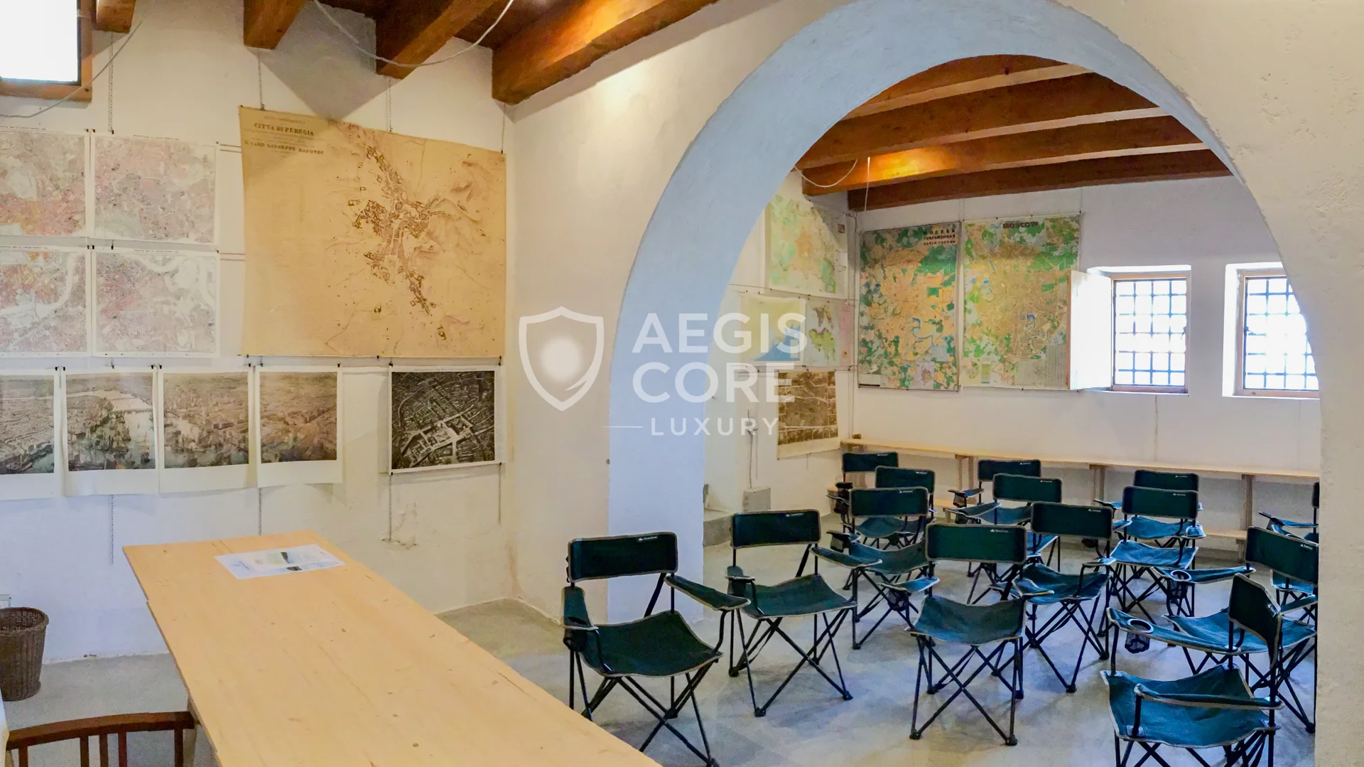 Tra Pietra e Mare Dove Vive il Silenzio