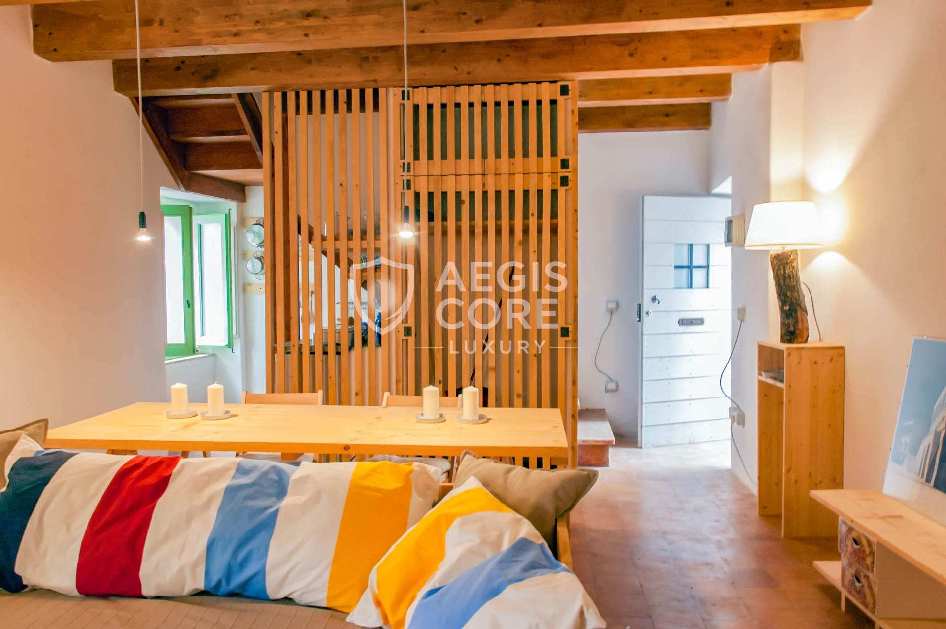 Tra Pietra e Mare Dove Vive il Silenzio