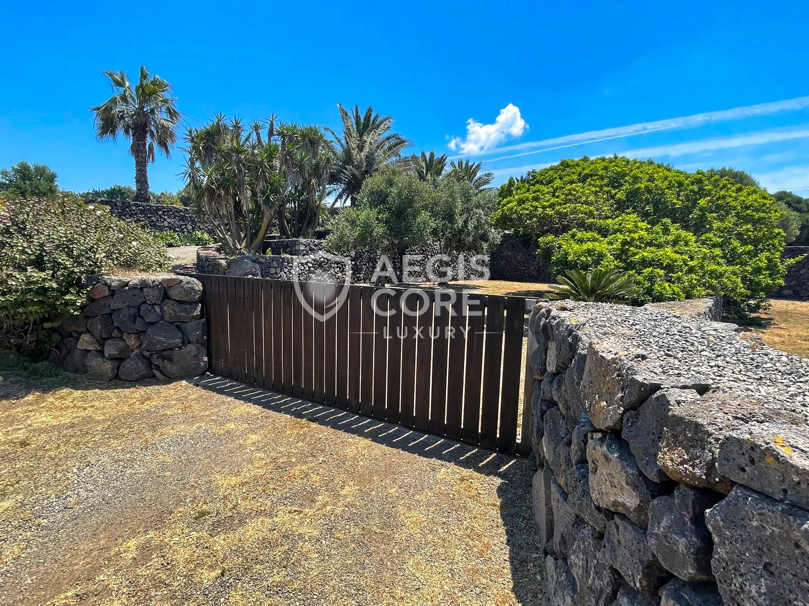 The Secret Garden of Pantelleria